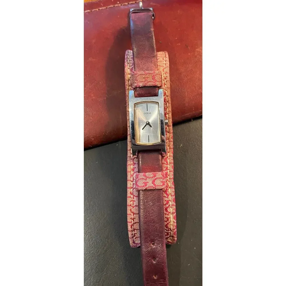 Women's 17mm Silver Tone Guess Watch, 24mm Strapj